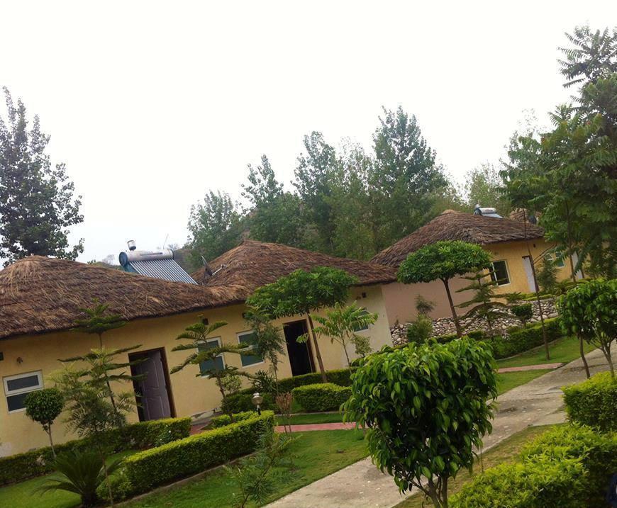Kangs Nirvana Resorts And Spa Mahalpur Екстер'єр фото
