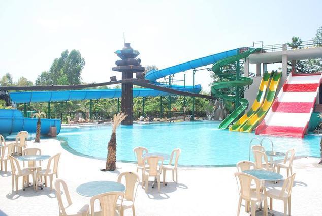 Kangs Nirvana Resorts And Spa Mahalpur Екстер'єр фото